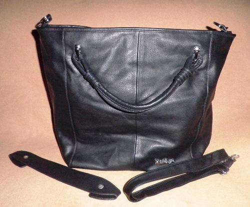 STUNNING LEATHER HANDBAG WITH TWO REMOVABLE STRAPS in BLACK