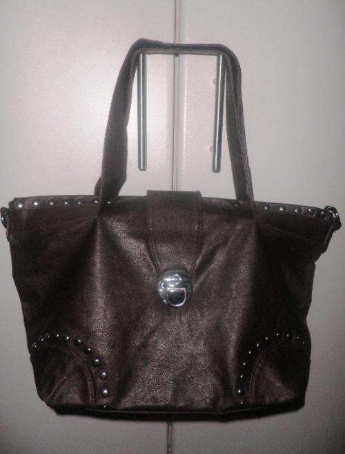 STUNNING PU LEATHER HANDBAG WITH REMOVABLE SHOULDER STRAP in BROWN COLOUR ***ALSO IN TAN/BLACK***