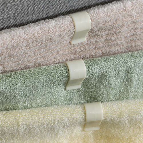 Wall-Mounted Swivel Bathroom Towel Rack Hanger - 6 Arm