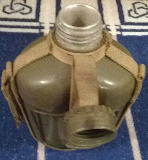SADF/RHODESIAN ARMY WATER BOTTLE (COMPLETE) CIRCA 1960's/1970's