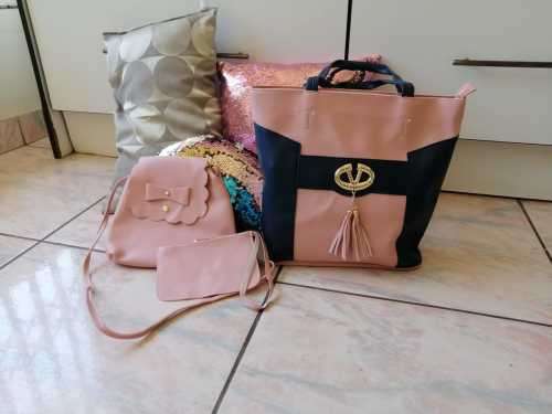 Beautiful Ladies 3 piece hand bag set available