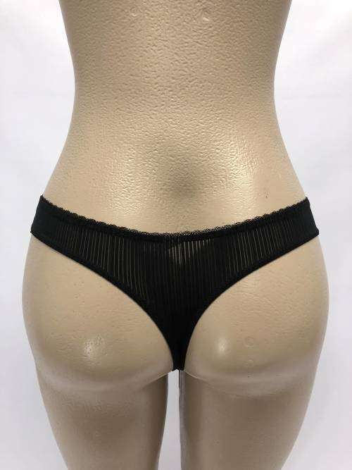 Size L lace panty black