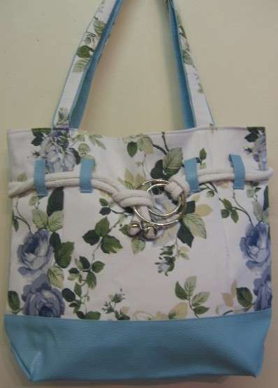 STUNNING FLORAL BLUE ROSE HANDBAG