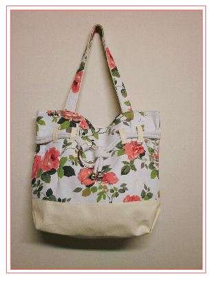 STUNNING FLORAL HANDBAG