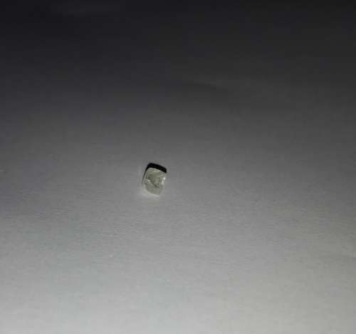 rough natural diamond 1ct