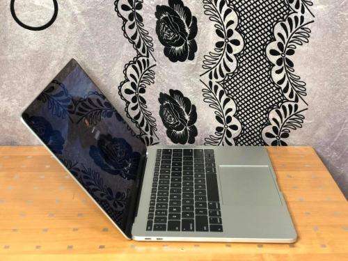 Macbook Pro 13` 2017
