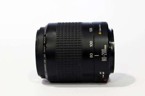 Canon EF 80-200 mm f/4.5-5.6 II