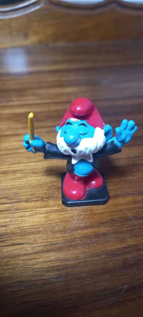 Vintage peyo smurfs , bid per smurf to take all 3