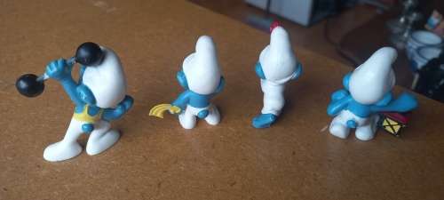 4 Original Peyo Smurfs W. Germany - Bid is for all