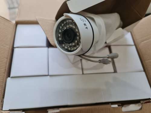 8CH AHD CCTV KIT / MOTION DETECTION / REMOTE VIEWING