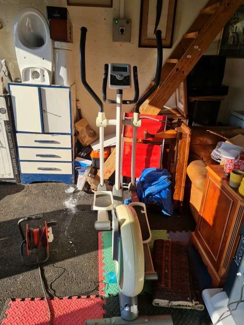 Tunturi Go 50 Elliptical Cross Trainer Machine