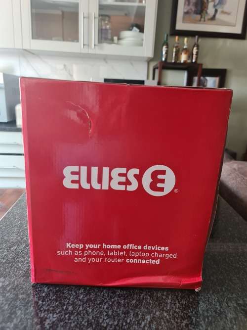 Ellies Cube Terra Portable 300WH Power Station