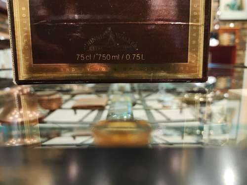 Johnnie Walker Swing Blended Scotch Whisky (1970S)