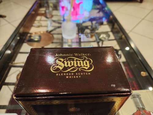 Johnnie Walker Swing Blended Scotch Whisky (1970S)