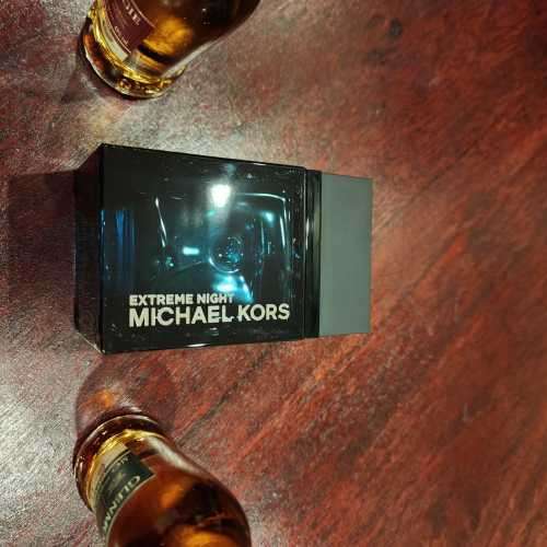 Michael Kors Extreme Night Perfume
