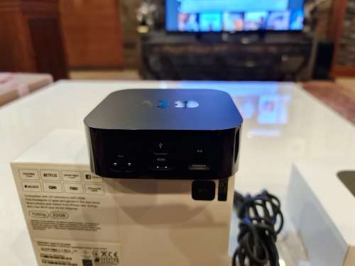 Apple TV 4th Generation Media Streaming Player