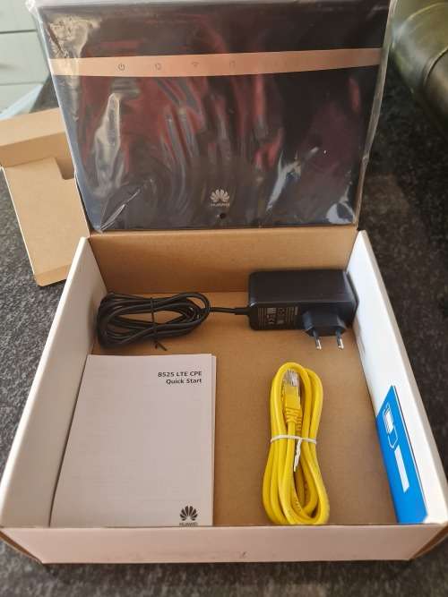 Huawei B525 4G LTE WiFi Modem Wireless Router