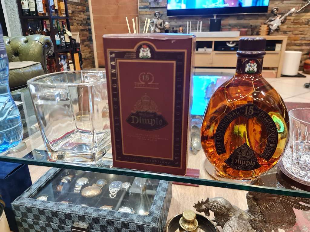 Dimple 15 Year Old Whisky