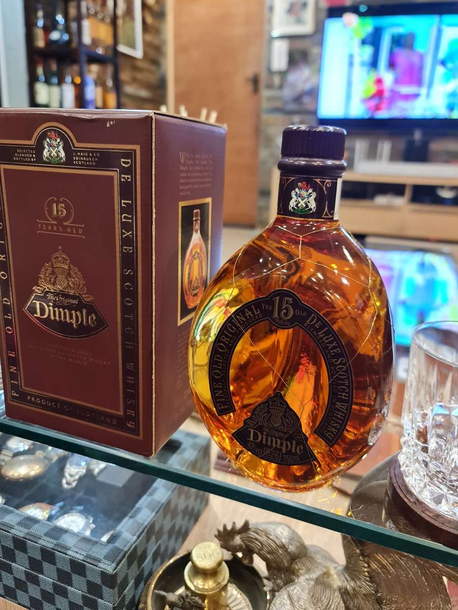 Dimple 15 Year Old Whisky