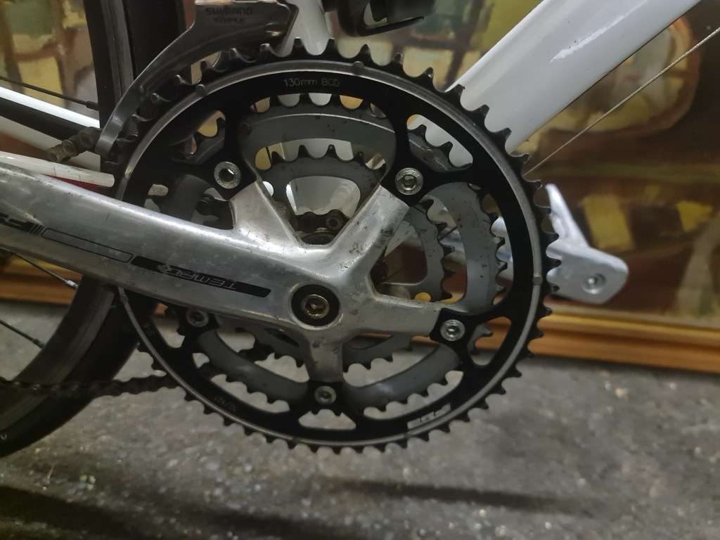 Giant Defy 9 Number 4 Road Bike and Lazer D2 Helmet