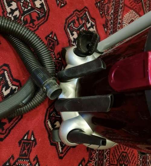 Genesis Hydrovac Plus Vacuum Cleaner