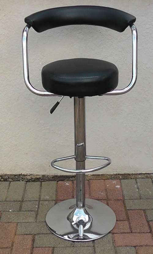 8 x Bar Chairs (Bid per Chair)