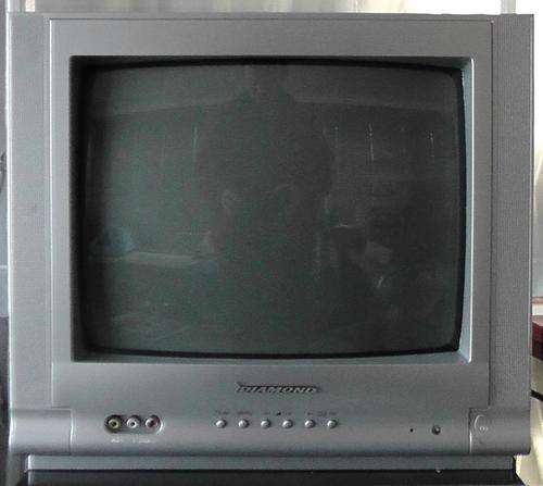 32cm Diamond TV