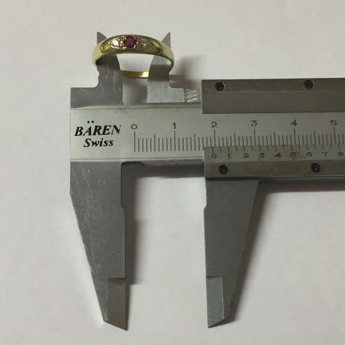 ***BARGAIN*** 9ct SOLID YELLOW LADIES GOLD RING SIZE 9 (FREE SHIPPING)