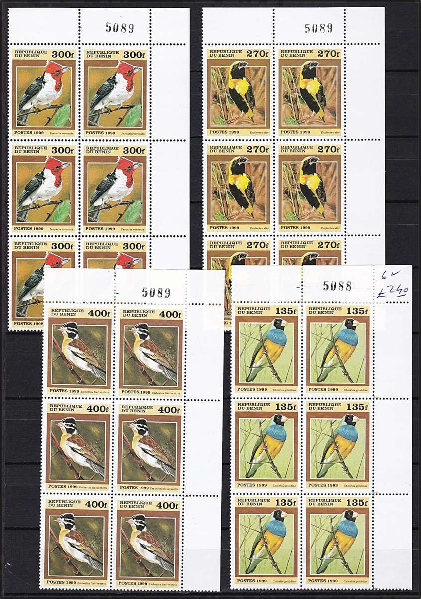 Large Bird Thematic Collection in UMM(**) Blocks *** High CV Lot ***
