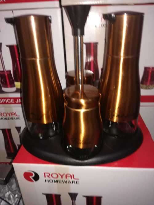 SALT & PEPPER SHAKERS