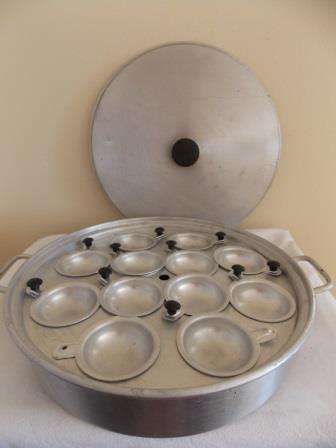 ALUMINIUM 12 EGG POACHER PAN
