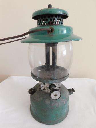 COLEMAN EMPIRE NO 237 LAMP