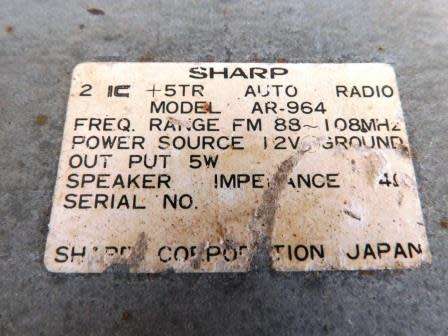 SHARP CAR RADIO WITH 2 PANASONIC SPEAKERS INCLUDED