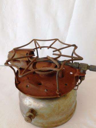 COLEMAN SINGLE BURNER CAMP STOVE - NOT TESTED