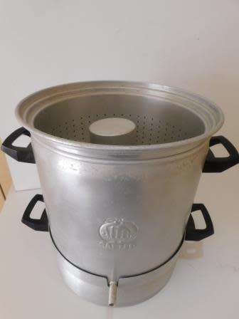 MIA SAFTER STEAM JUICE EXTRACTOR