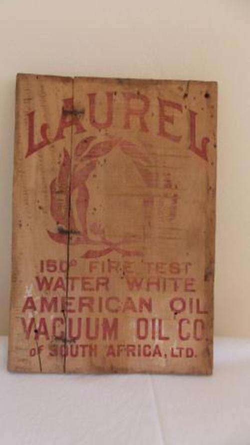 VINTAGE WOODEN PANEL FROM LAUREL AMERICAN OIL
