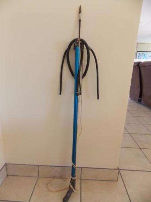 SPEARFISHING GUN