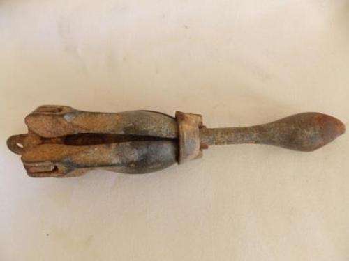 2.5KG GALVANISED BOAT ANCHOR MARKED NORWEY