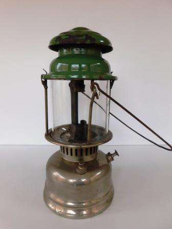 PRIMUS NO 1020 KEROSENE LAMP MADE IN SWEDEN WITH JENAER SUPRAX SCHOTT MAINZ GLASS INTACT