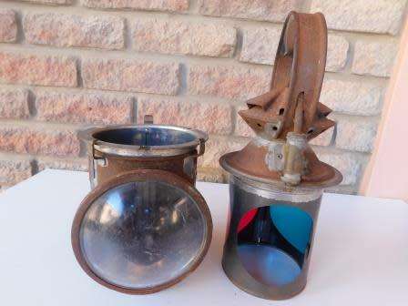 SA RAILWAYS LAMP WITH BLUE AND RED LENSES IN TACT