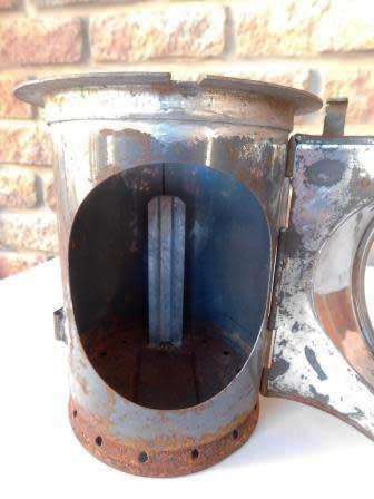 SA RAILWAYS LAMP WITH BLUE AND RED LENSES IN TACT