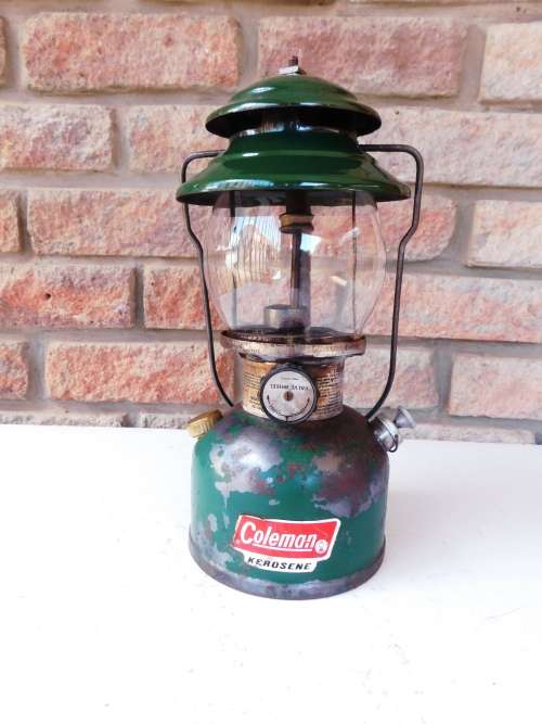 COLEMAN 201 PARAFFIN LAMP