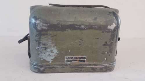 Small Wild Heerbrugg  Engineers Level No 10 with original steel case C1960's