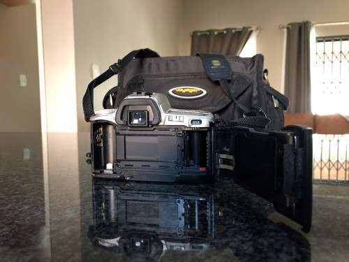 Minolta Dynax 404si Film Camera