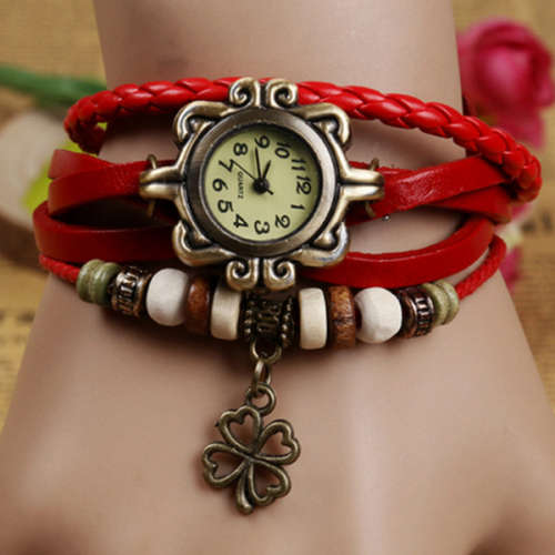 *LOCAL STOCK* ladiesFour Leaf Clover Weave Pendant Bracelet Wrist Watch (Red)