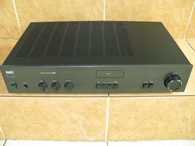 NAD Stereo Amplifier 3020i