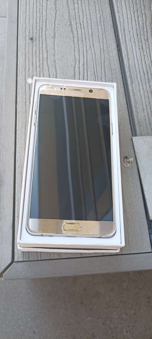 Samsung Note 5 || 32GB || Very Good Condition || Open To All Networks