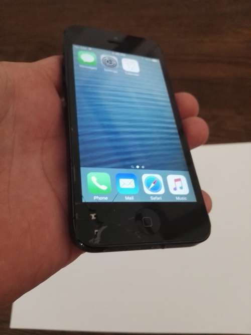 Second hand Iphone 5