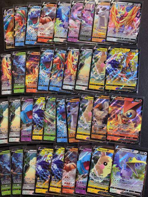 10 Rare Holofoil Pokemon card Bundle**ULTRA RARE GUARANTEED*