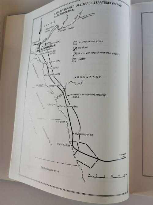 BAAI VAN DIAMANTE-DIE GESKIEDENIS VAN ALEXANDERBAAI (1926-1889) -- PIETER COETZER